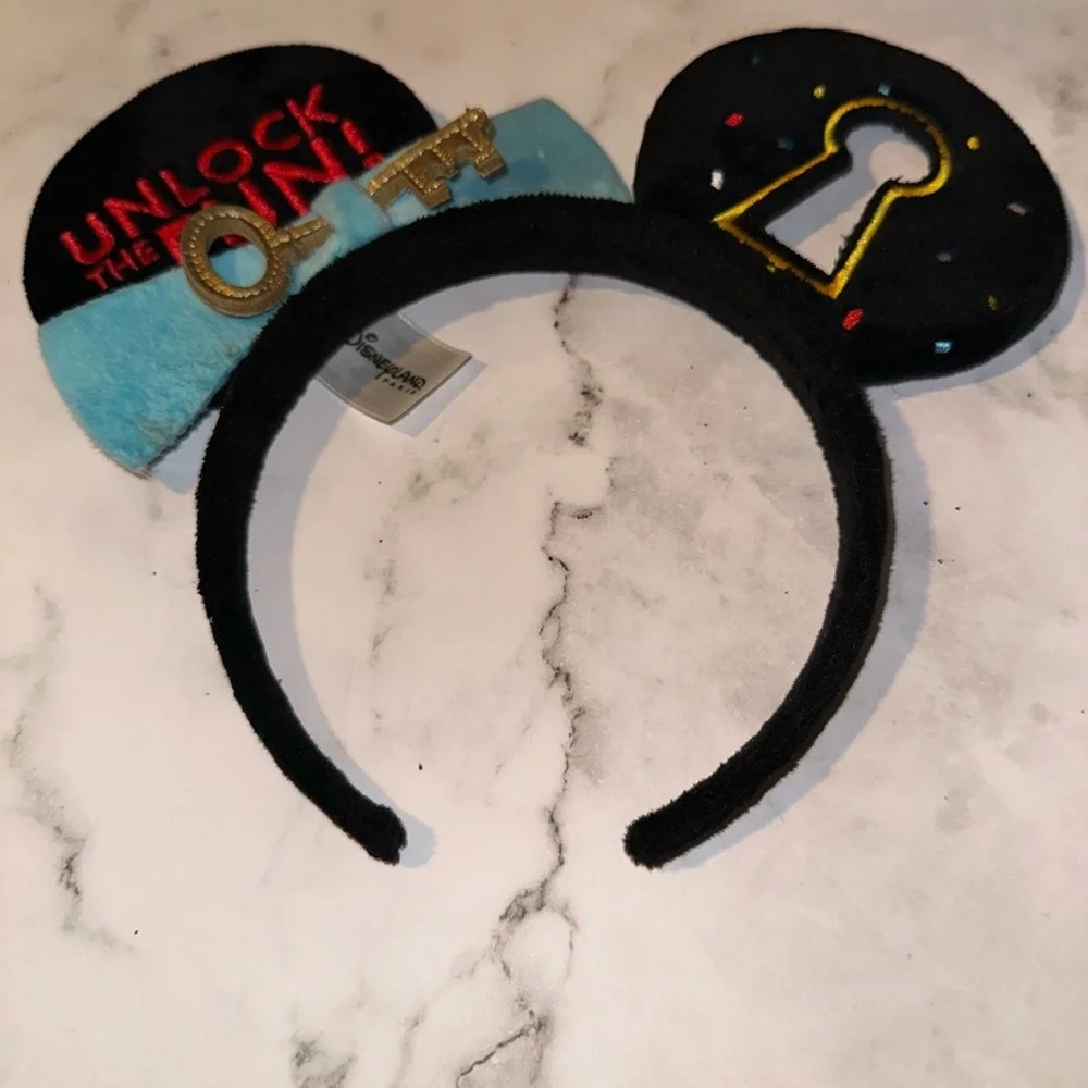 🗝️ Disneyland Paris “Unlock the Fun” Minnie Mouse Ears Headband – Rare